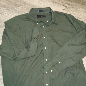 Green Tommy Hilfiger long sleeve Sz 16.5 33 B20